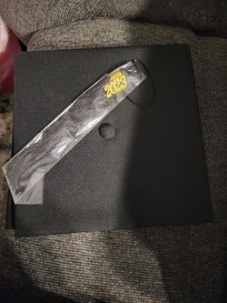 Black Graduation Cap and Tassell (Old Year)