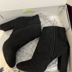 Woman’s Ankle Boots