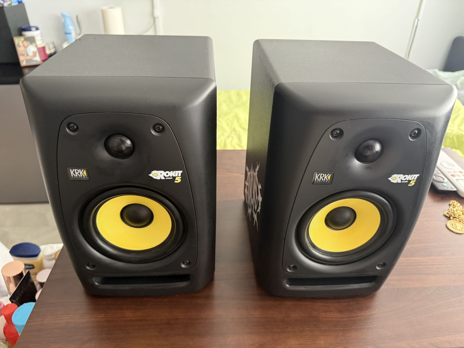 KRK Rokit 5 Audio Monitors (2)