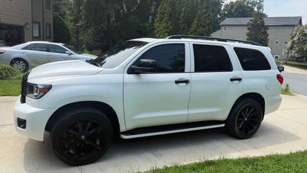 2011 Toyota Sequoia