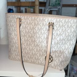 Michael Kors Purse For Sale 