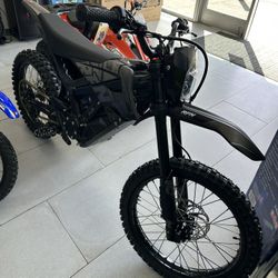 RFN Electric Dirt Bike 60mph! Finance For $150 Down Payment!