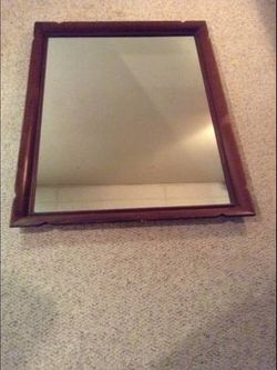 (*Price Reduced*) Large antique mirror in wooden frame - Very Nice