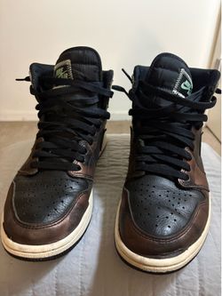 AIR JORDAN 1 Retro High OG Patina - Size 9 (RARE)