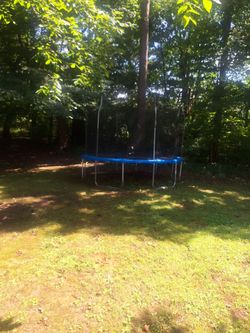 Trampoline ready to Go $85
