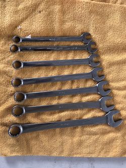 Snap on 7 pc 12 pt standard wrench set. 7/16-13/16