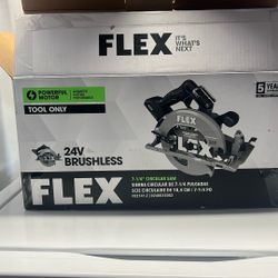 FLEX - 7-1/4 Circular Saw - Tool Only.