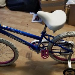 20'girls Huffy Seastar Bike W/ Free Pump Must Pickup Kent Easthill 65$firm cash Only No Trades Or Digital Payment