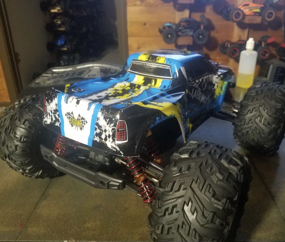 Brand new N Sealed  Extremely Big LAEGENDARY 1:10 Scale 4x4 Off Road RC Truck Hobby Grade Brushed Motor Truck
