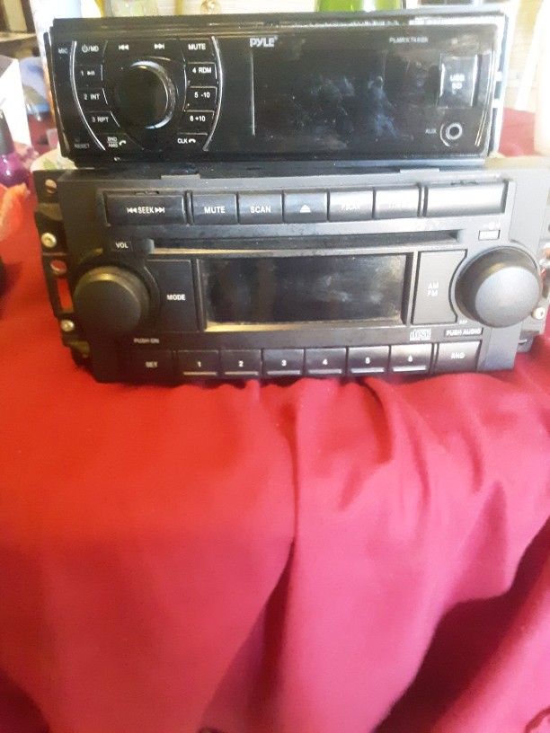 2 CD Players for a car, Both Work Perfect