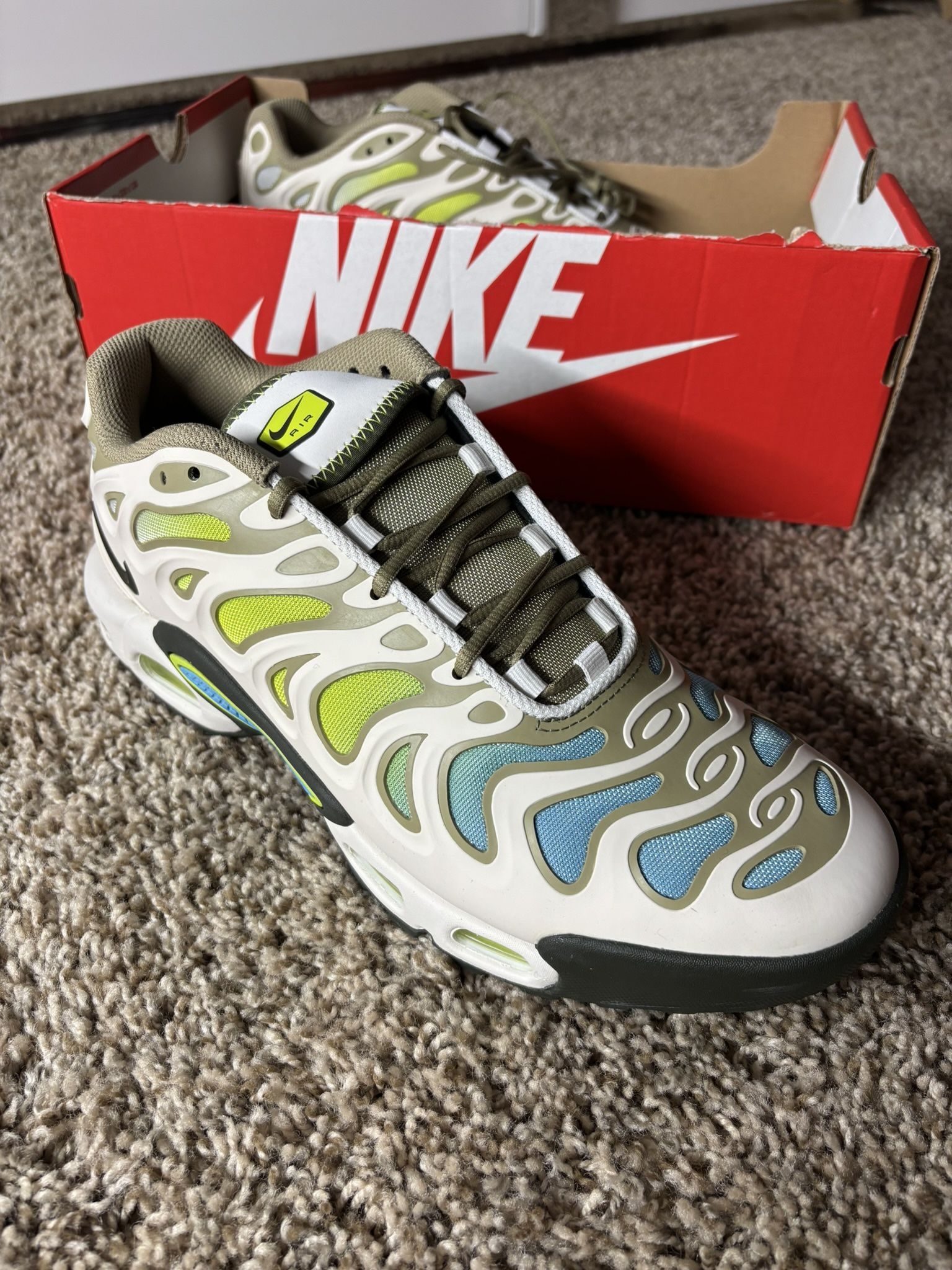 Nike Air Max Plus Drift Shoes
