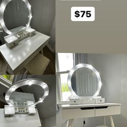 Vanity Table with Mirror and Lights. Plus Chair