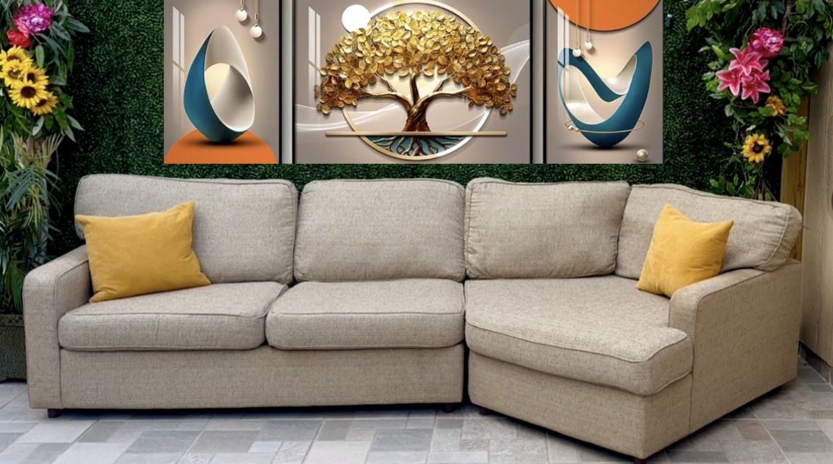 (Free delivery 🚚) Ashley Furniture Beige Sectional couch