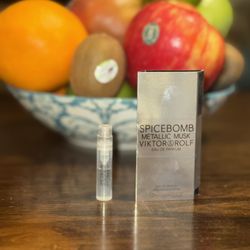 Spice Bomb Cologne