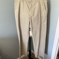 NWT Banana Republic Men’s Khaki/Chino Pants, 34/32