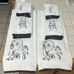 Bath Towel Sets - (2) / ECHO - 💯 % Cotton - Gently Used