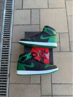 Jordan 1 Pine Green Black size 10.5