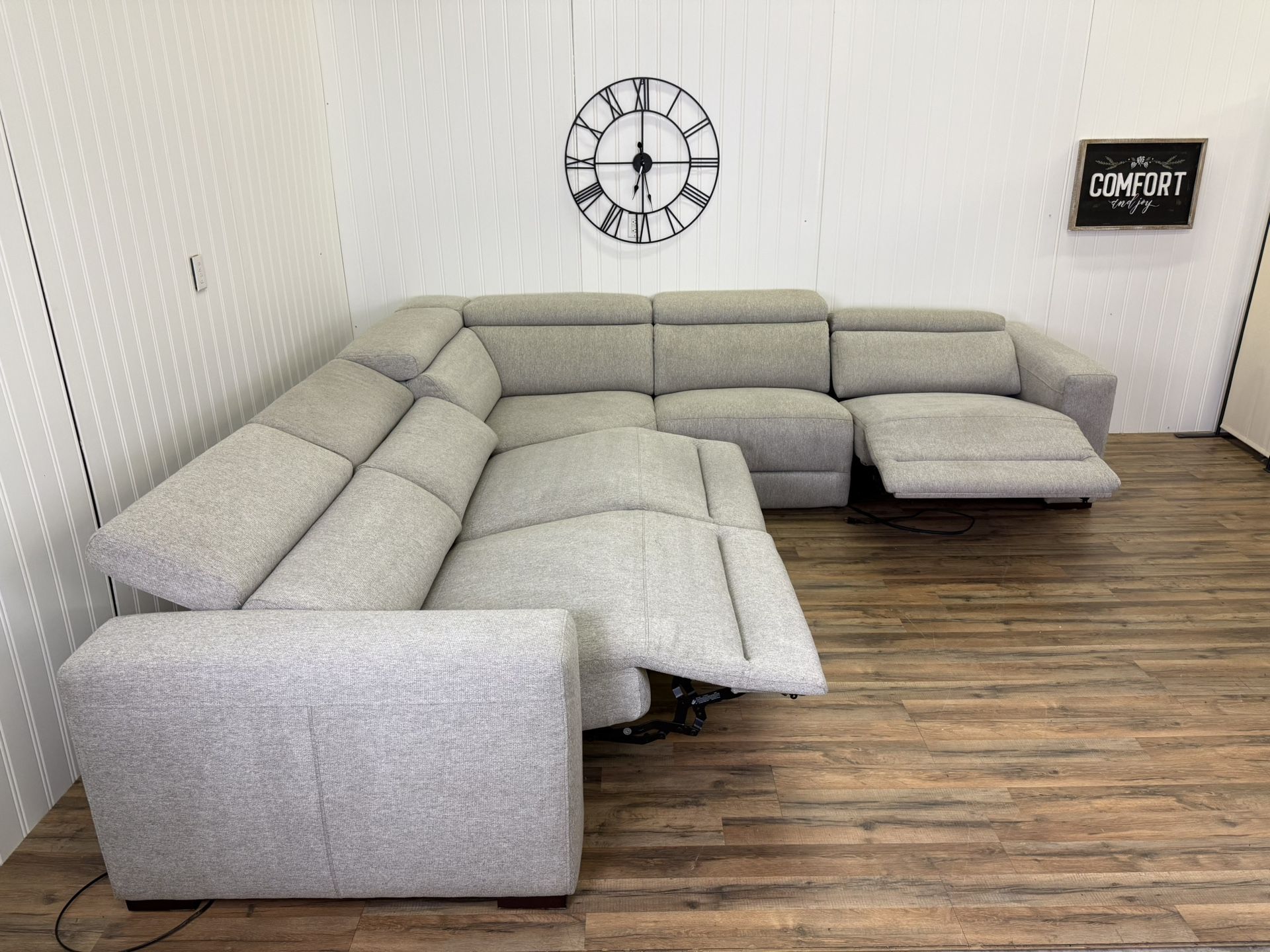 Macy’s Electric Recliner Sectional Couch Delivery Available 