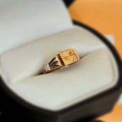 Jewelry Vintage 18k solid yellow gold ring sz 5.00