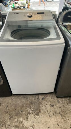 White Samsung Top Load Washer LargeCapacity