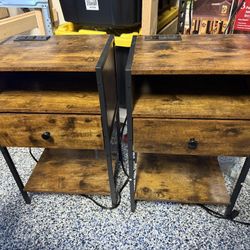 Night Stand / Side Table 