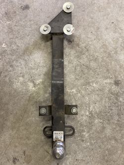 Trailer Hitch Bolt 