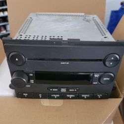 Ford Radio 