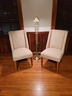 2 Wing Chairs