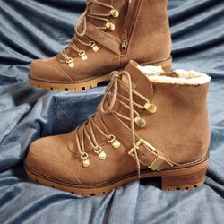SPORTO WOMAN'S BOOTS! *size 10W*"Katie" Hiker Ankle Waterproof lace up style  BOOTS