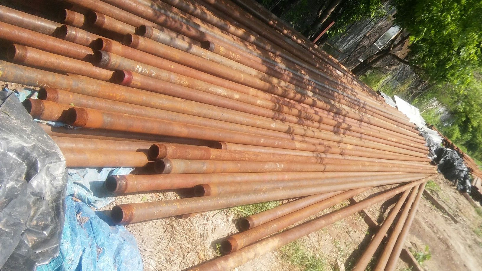 Used drill stem pipe 2 3/8 x 30ft