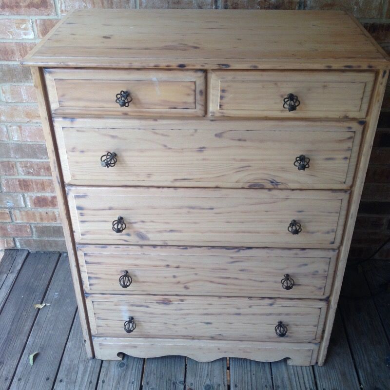 Maco wood products 6 drawer dresser bedroom furniture 32x17x42