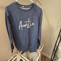 Auntie Crewneck 