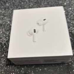 Apple Watch And Ear Pods