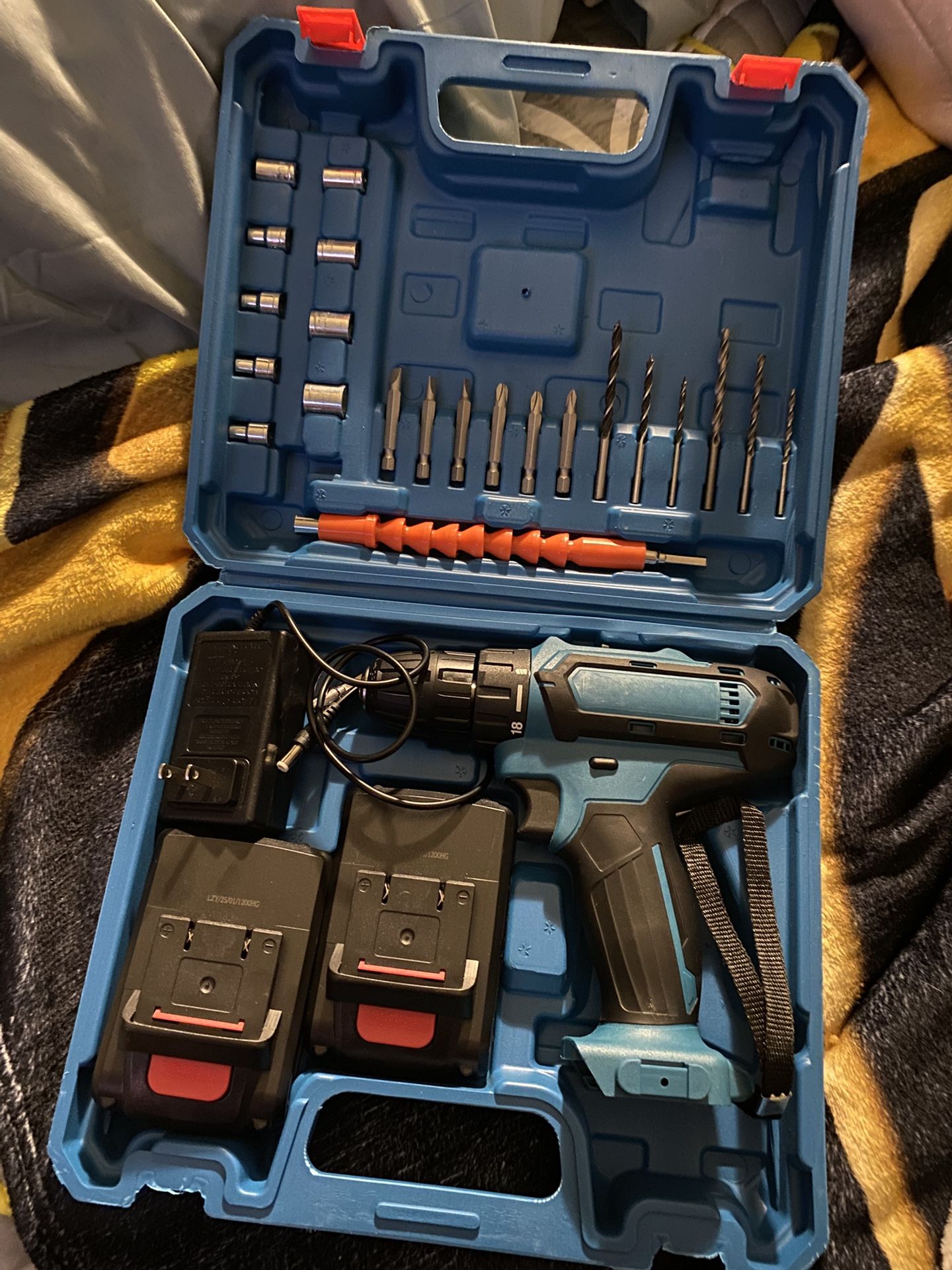 Drill  Set 18v