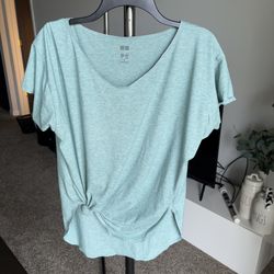 Uniqlo Women's Seamless Active Top