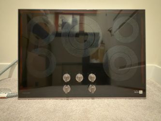 Brand New Samsung 30" Smart Electric Cooktop – Stainless Steel (Never Used)