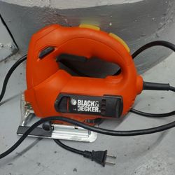 Black And Decker Electric Jigsaw 