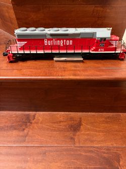 Weaver O Scale Burlington Route CB&Q #875 EMD SD40 Diesel Locomotive Untested