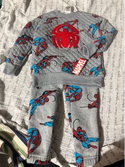 Brand new 2 piece spider man set