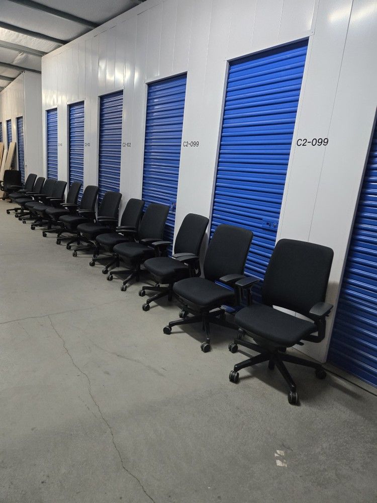 Steelcase Amia Ergonomic Task Chair In Good Conditions 