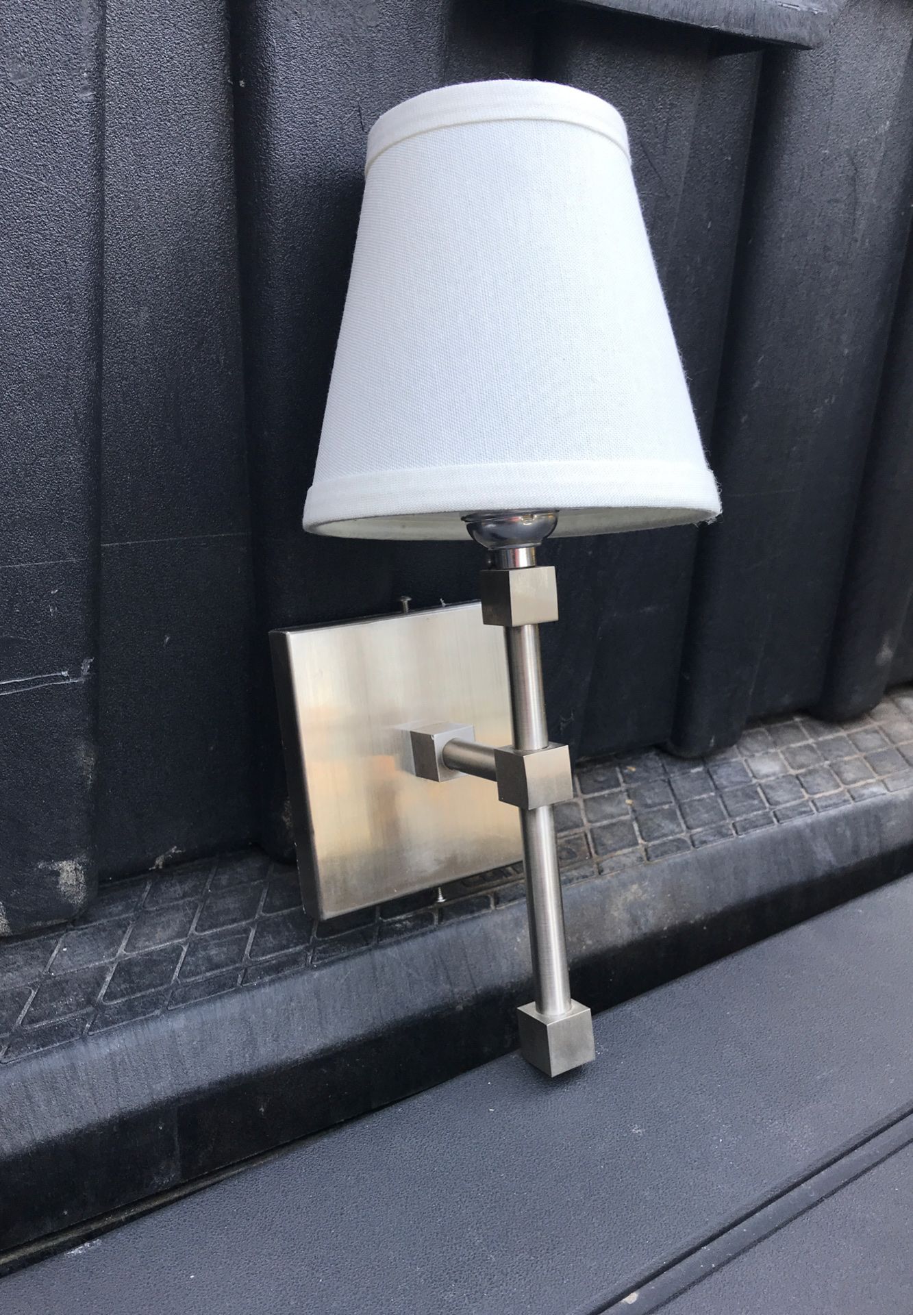 Wall sconce , light fixture