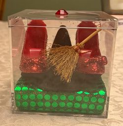 Vintage 1994 MGM Grand Casino Wizard of Oz Collectible Set