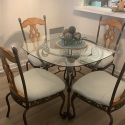 Dining set with 4 chairs