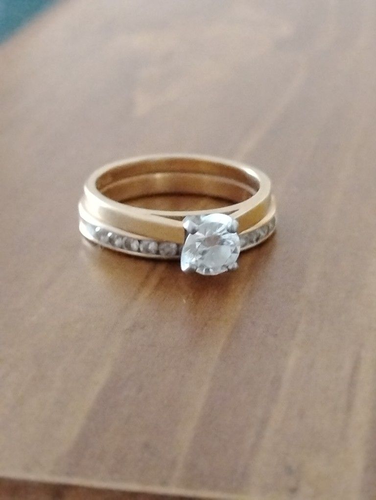 Gold Diamond Ring Size 5 1/2