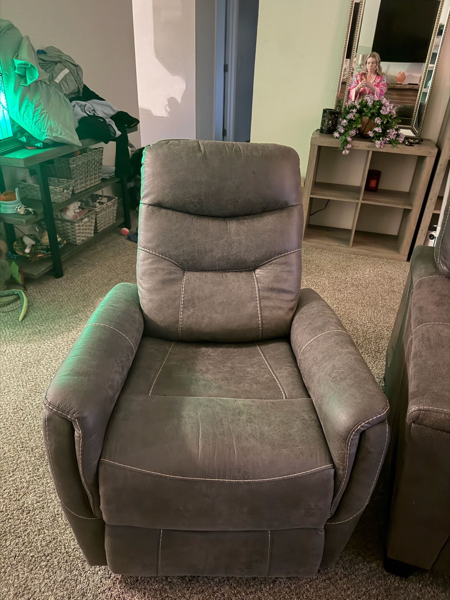 Soda and recliner