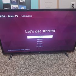 TCL Roku 32 Inch Smart T.V. Used Works