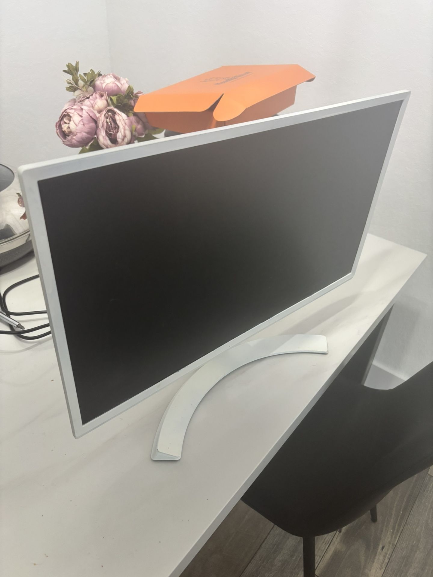LG 24” Desktop Monitor