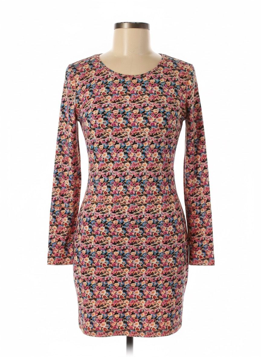  Floral Long-Sleeve Bodycon Dress (Shein) 🌸