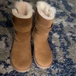 UGG  Boots