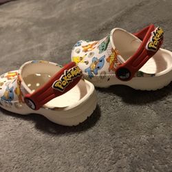 Pokémon Croc’s  Size 5c